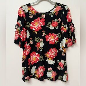 Billabong Floral Flowy Blouse